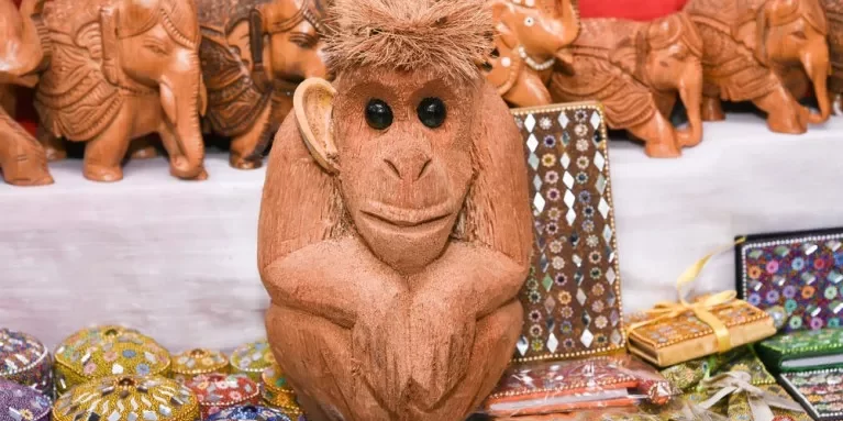 Local Arts and Crafts Harbour Island