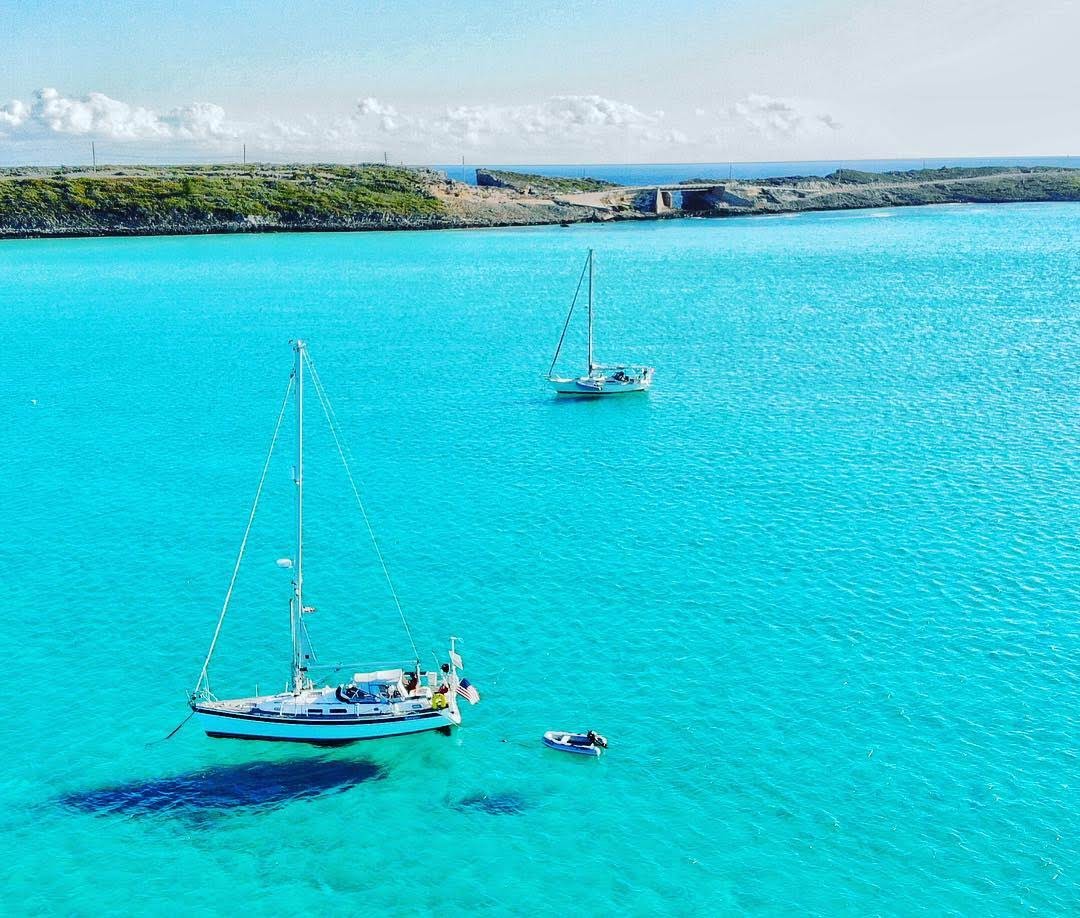 Sailing in Central Eleuthera