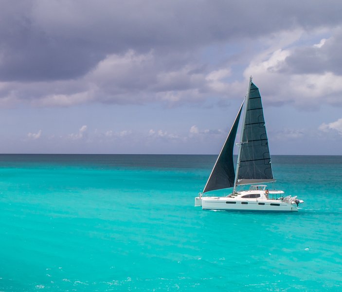 Sailing in Central Eleuthera