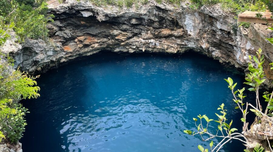 Sapphire Blue Hole