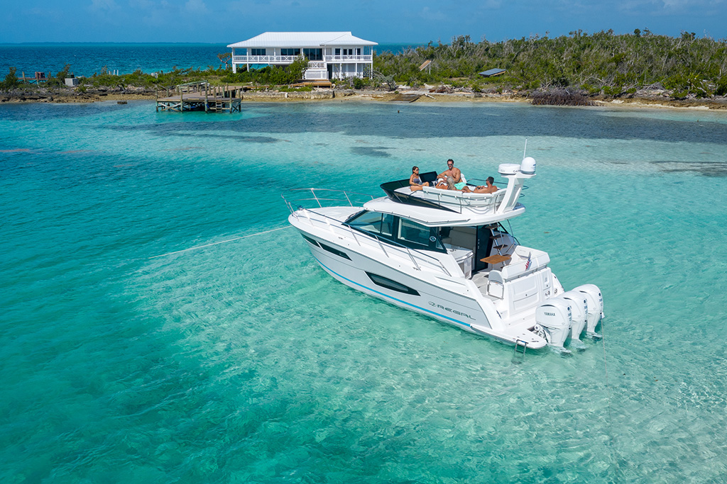 How to get to Harbour Island, Bahamas. By boat or by plane.